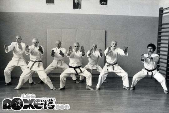 LES ROCKETS samourai in palestra - © LesROCKETS.com